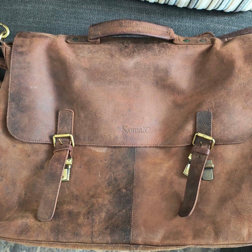 Brown Leatgher Messenger Bag